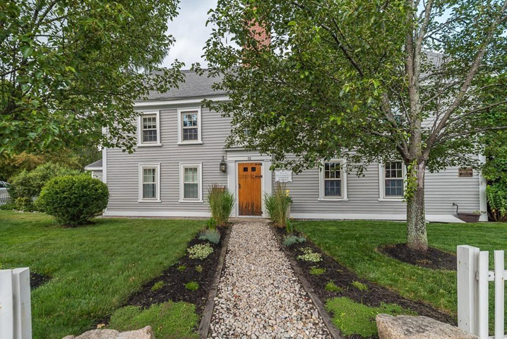 BEV.261 -- Woodberry, Peter House 82 Dodge St, Beverly Woodberry, Peter House, 82 Dodge St, c 1696