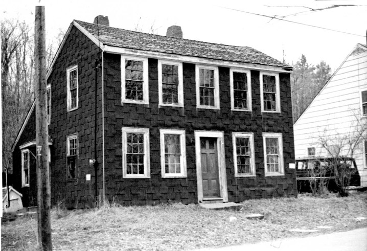 HVR.3 Swett - Osgood House 16 River Rd. Haverhill MA c 1700 
