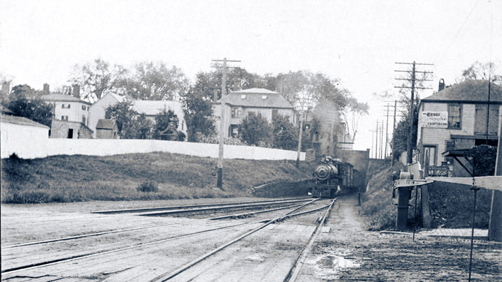 Steam locomotive entering Newburyport, early 20th Century