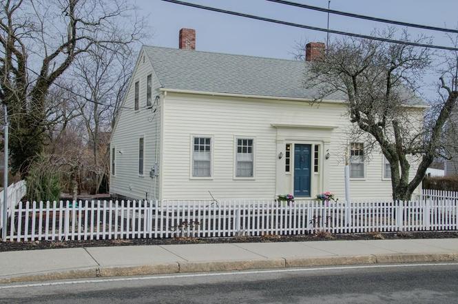 15 South St Rockport c 1730