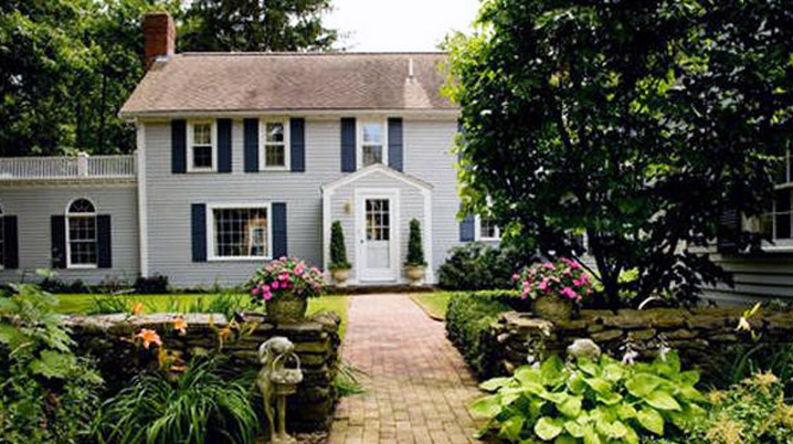 204 Dodge Road, Rowley MA