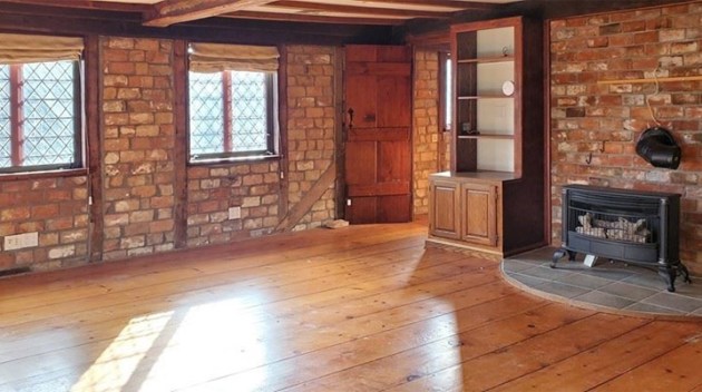 86 Howlett St., Topsfield MA