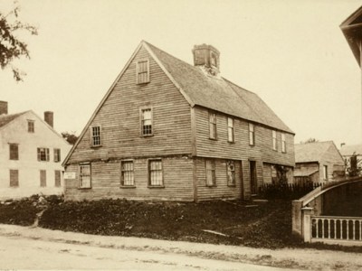 Jetties of the New England Post-Medieval&nbsp;Renaissance
