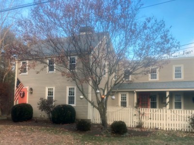 The Nathan Wheeler House, 38 Larkin Rd, Newbury (c.&nbsp;1725)
